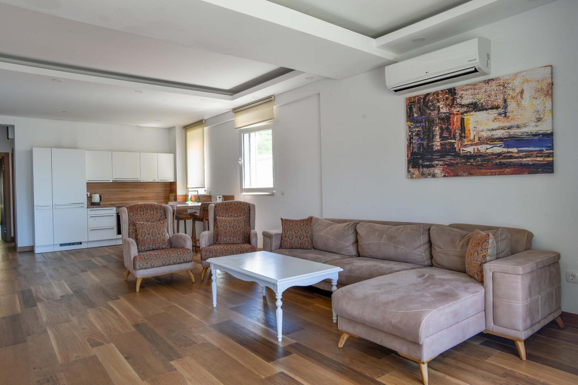 New Chill And Go Apartment *